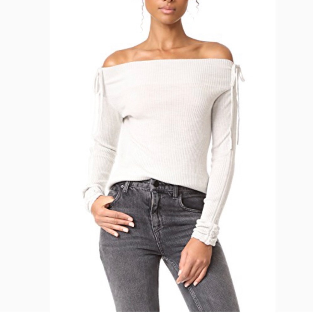 VERONICA BEARD
Sweater